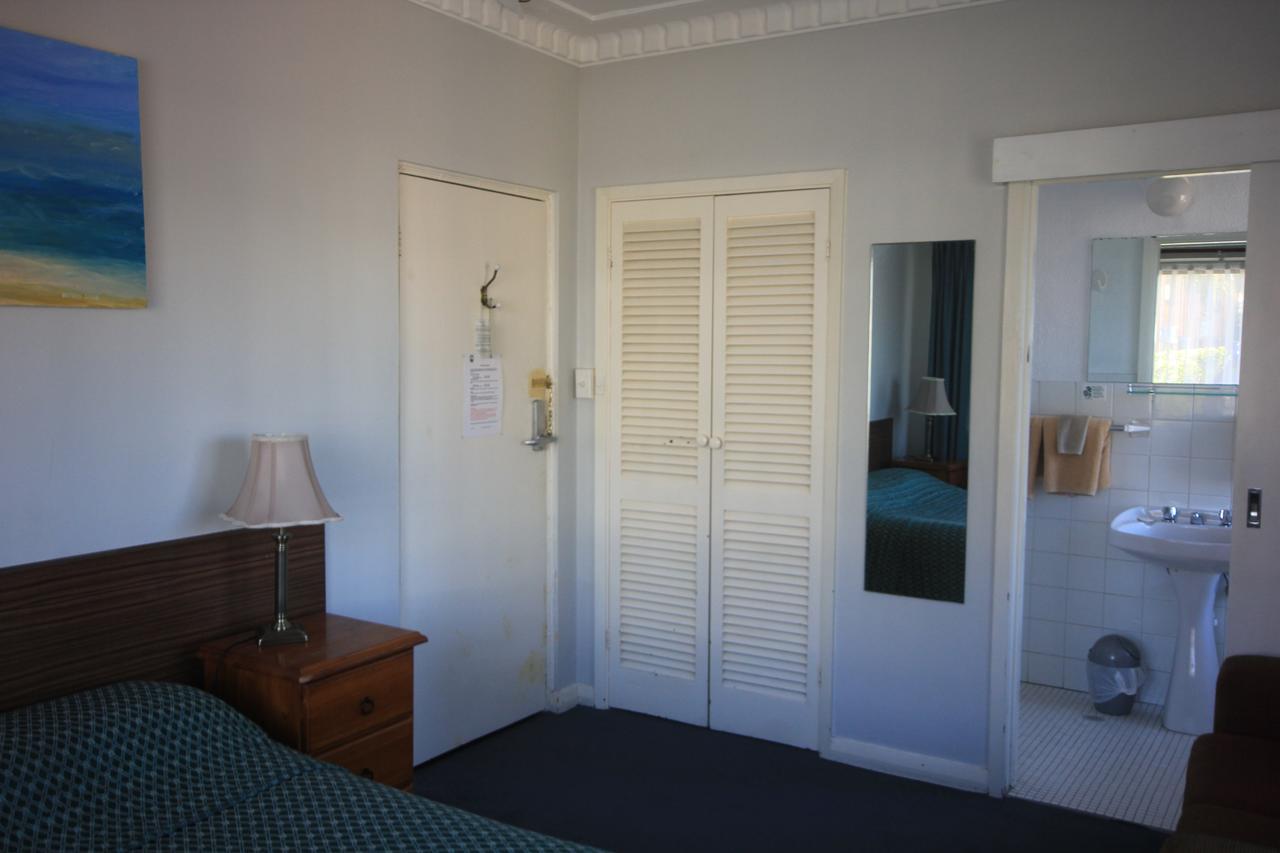 Normandie And Function Centre 3*
